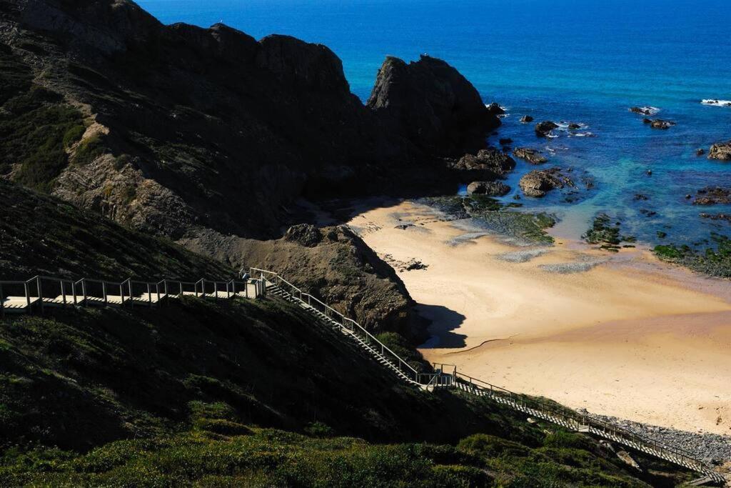 Vale Do Guizo: Casa Poente On The Contryside, Close By The Sea. Aljezur Eksteriør billede